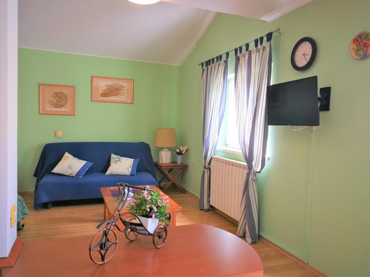 Apartments Bilic With Garden & Swimming Pool - 50M From The Beach Pjescana Uvala Luaran gambar